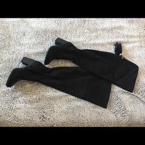 High knees black heeled boots